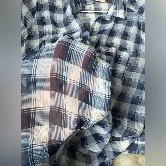 Beautiful very light spring summer shirt Hollister size XS - Picture 4 of 5